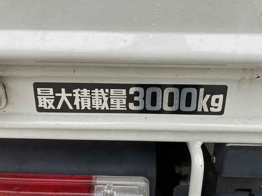 日野　デュトロ