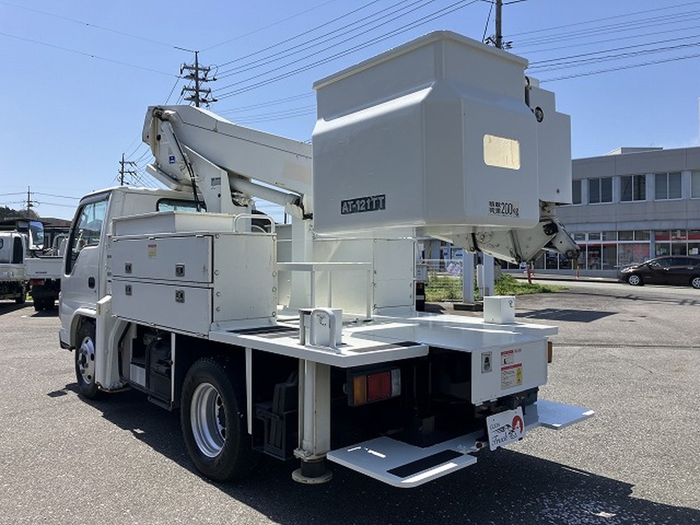 いすゞ　エルフ