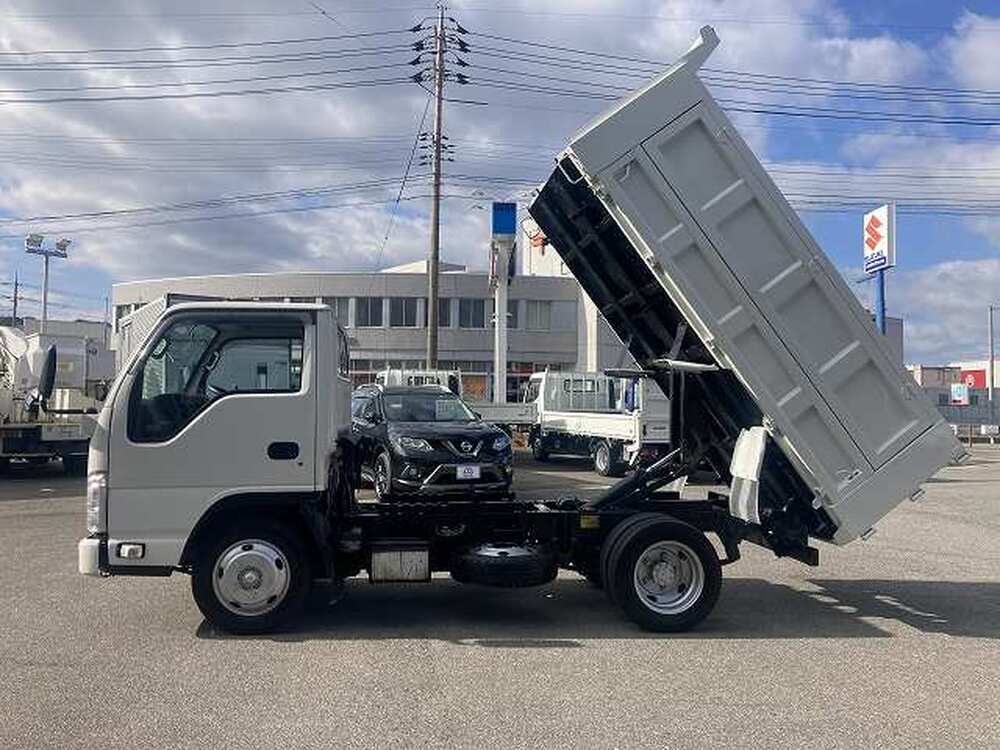 いすゞ　エルフ