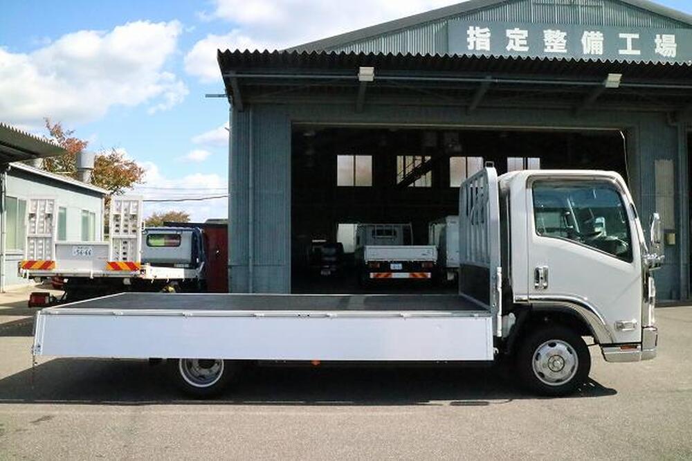 いすゞ　エルフ