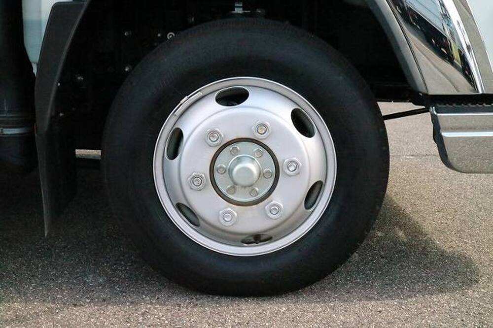 いすゞ　エルフ