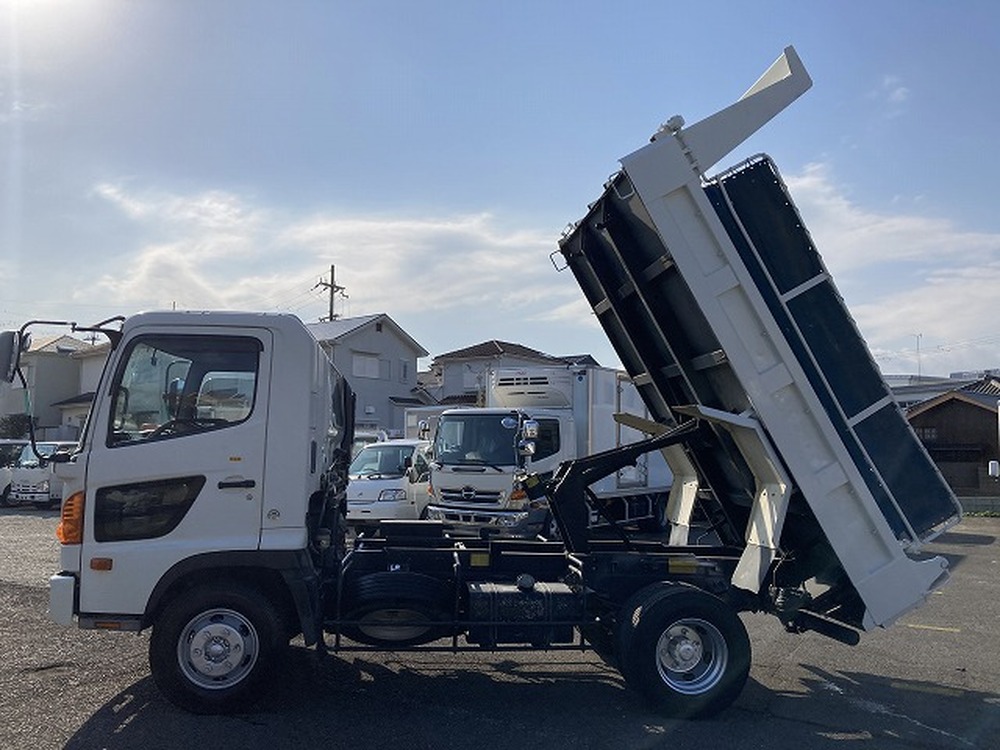 日野　レンジャー