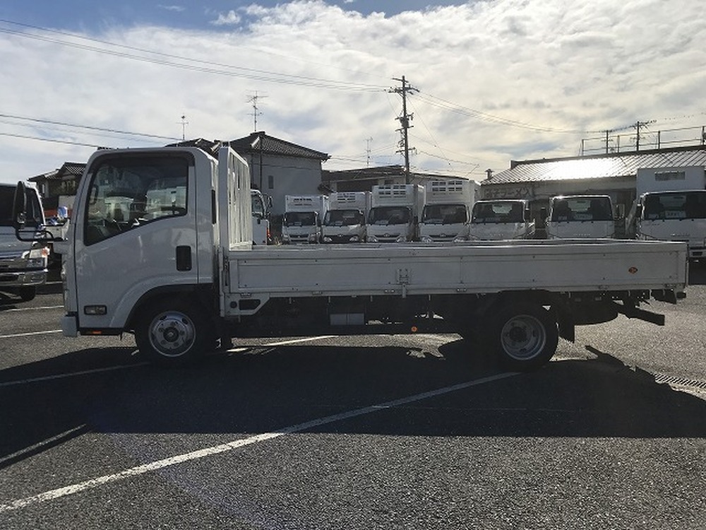 いすゞ　エルフ
