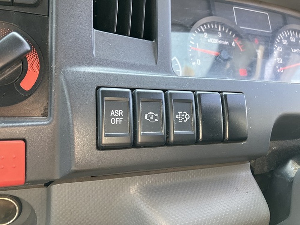 いすゞ　エルフ