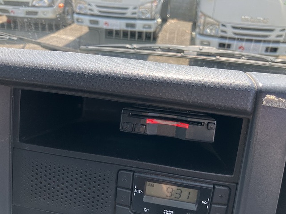 いすゞ　エルフ