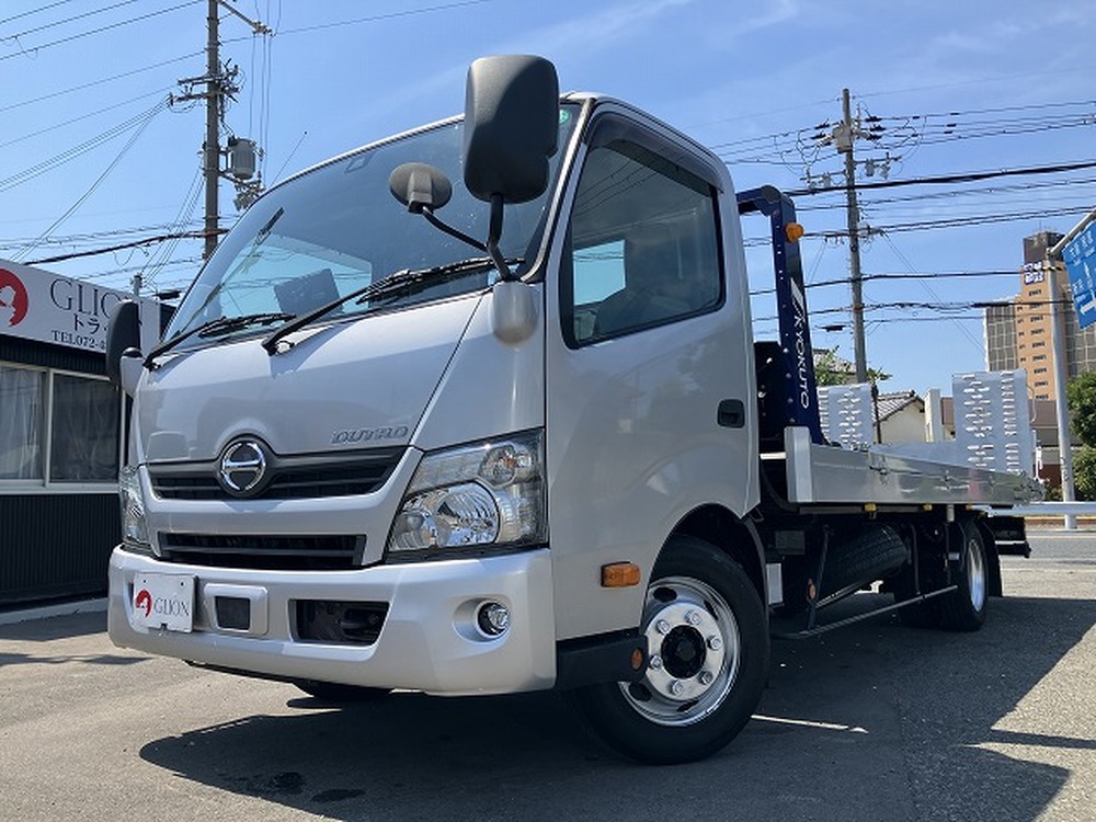日野　デュトロ