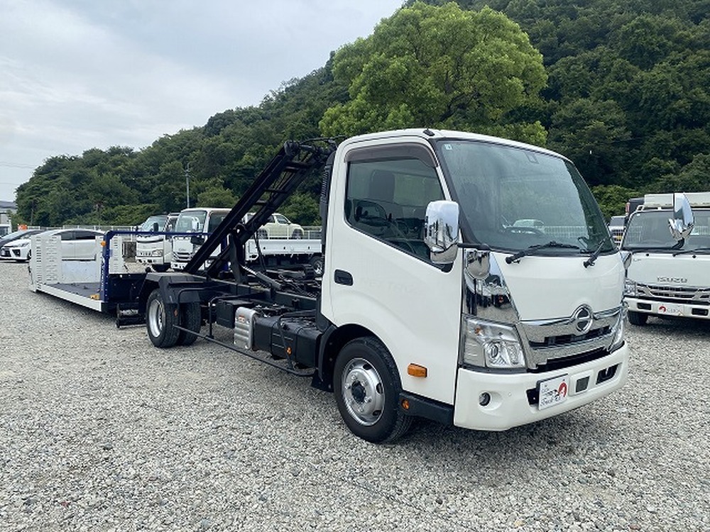 日野　デュトロ