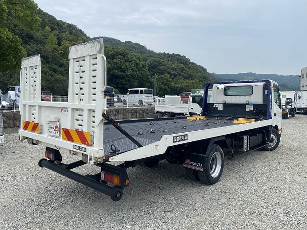 日野　デュトロ