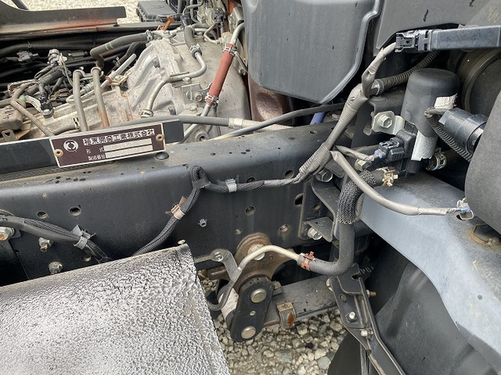 日野　デュトロ