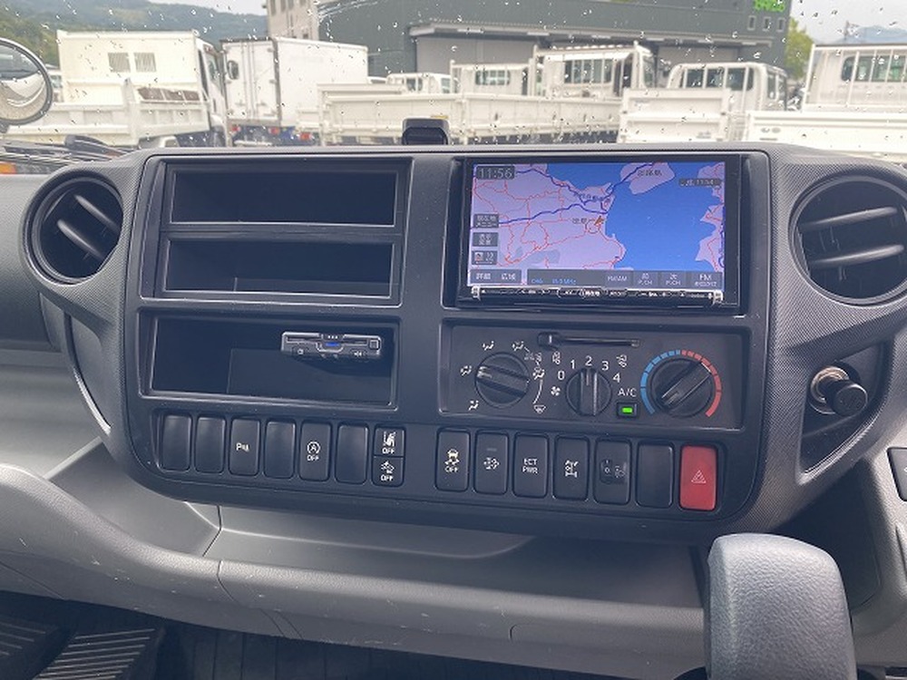 日野　デュトロ