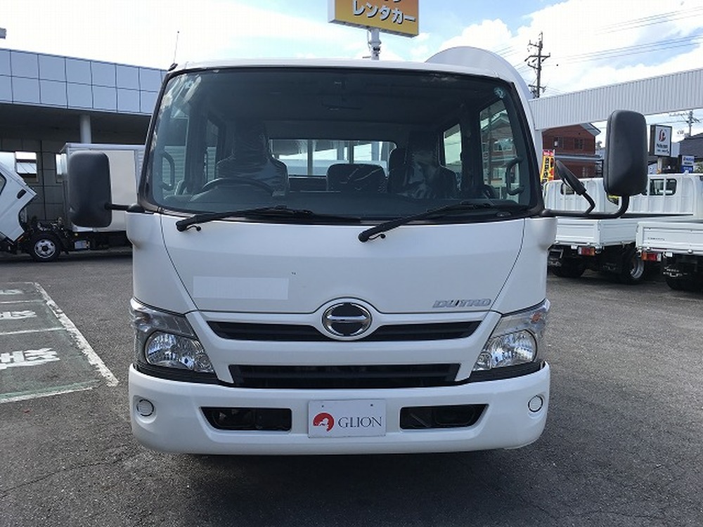 日野　デュトロ