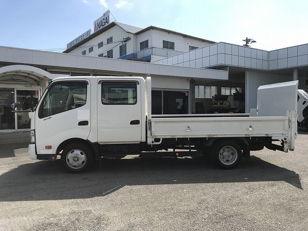 日野　デュトロ