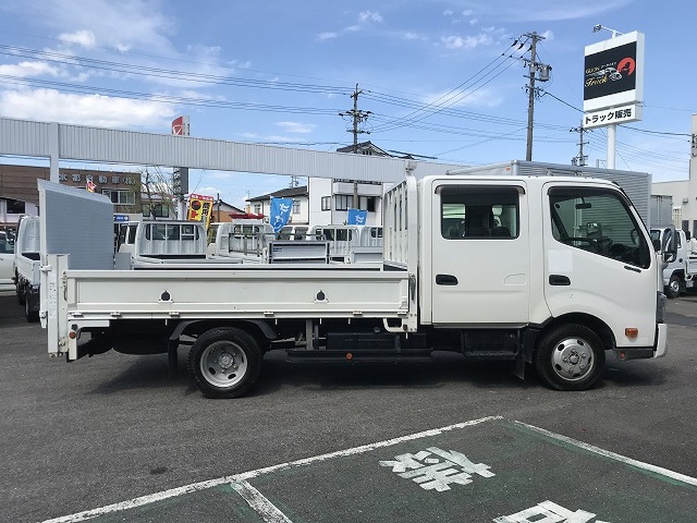 日野　デュトロ