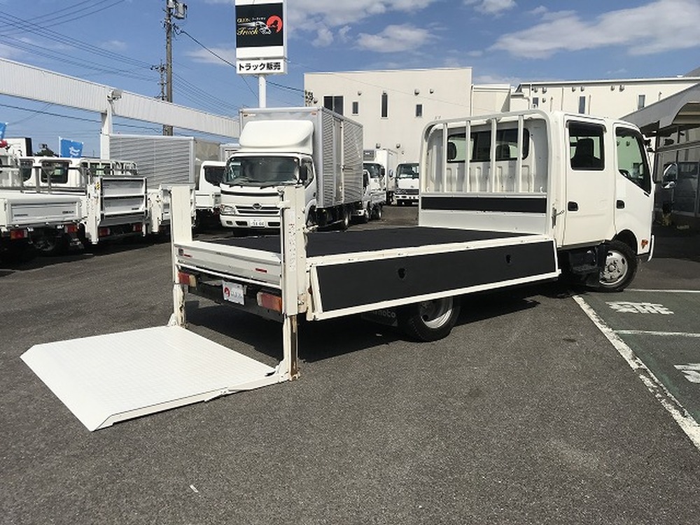 日野　デュトロ