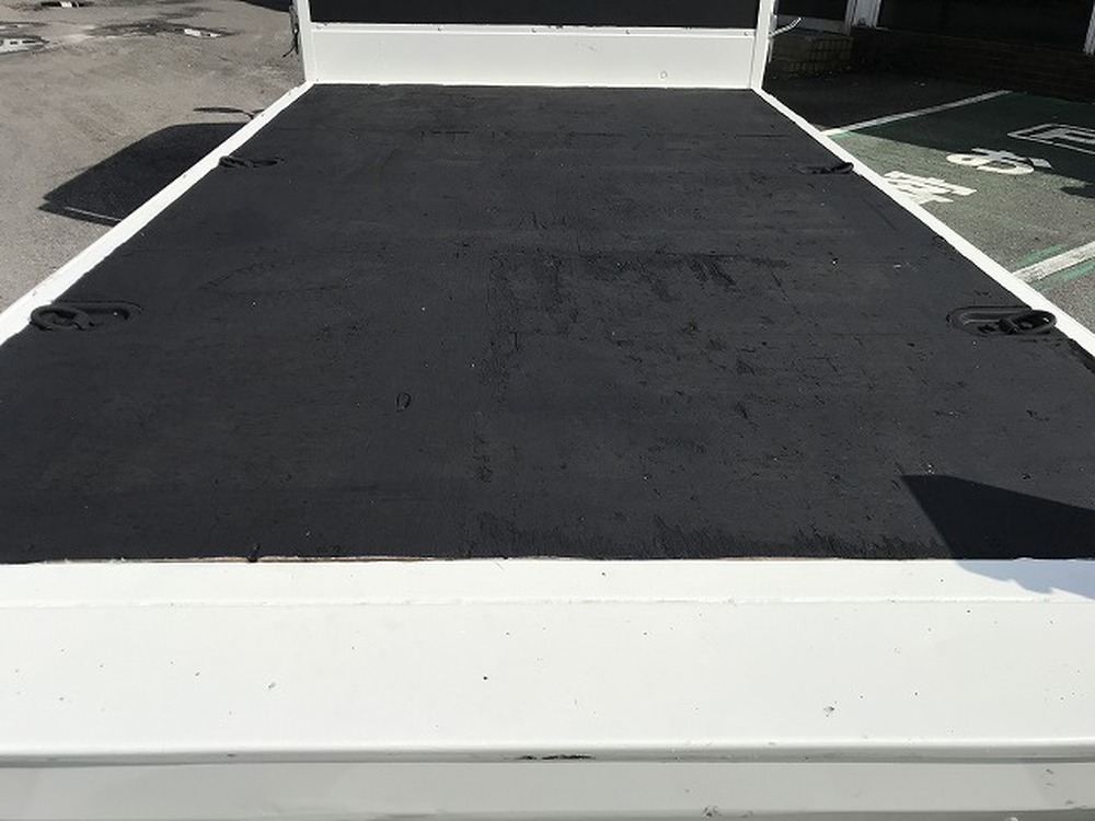 日野　デュトロ