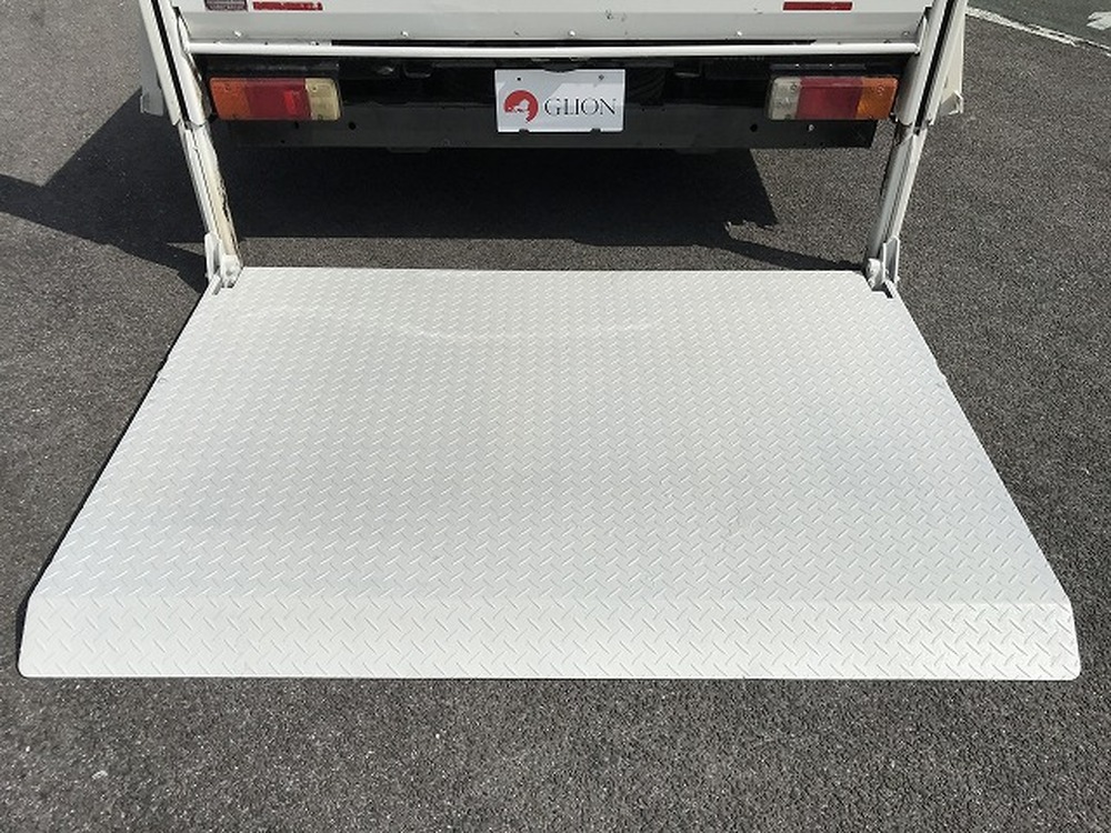 日野　デュトロ