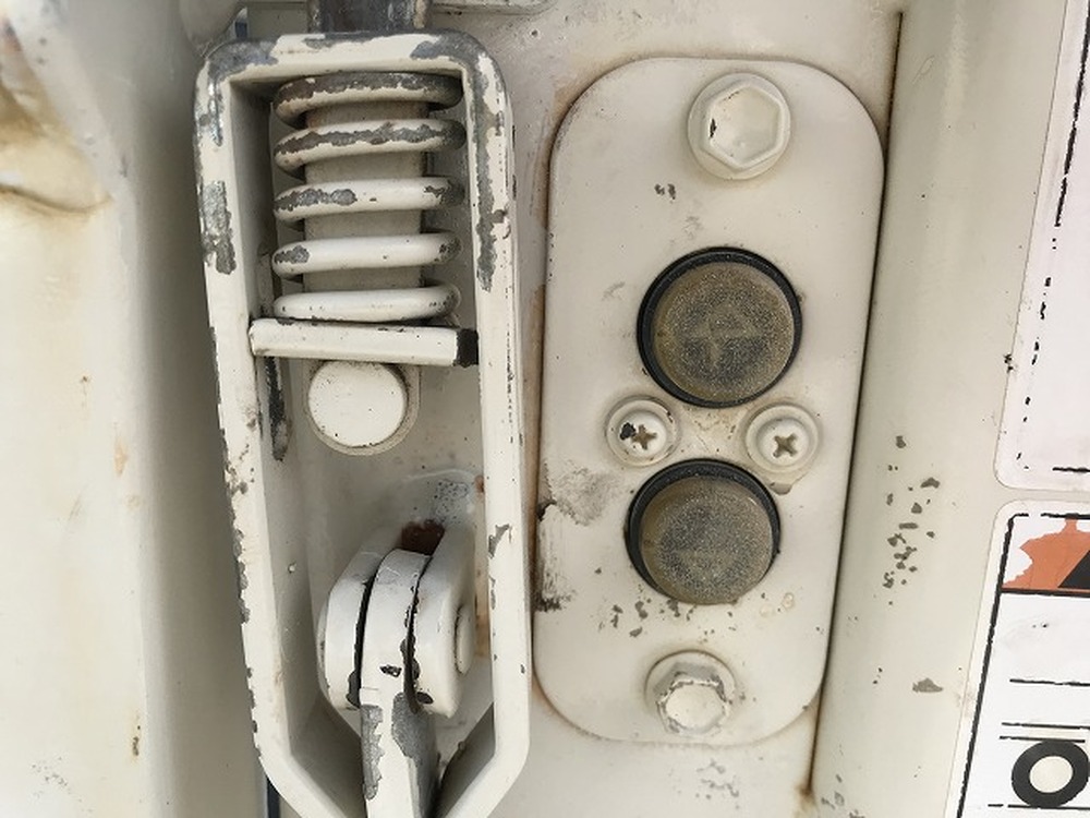 日野　デュトロ