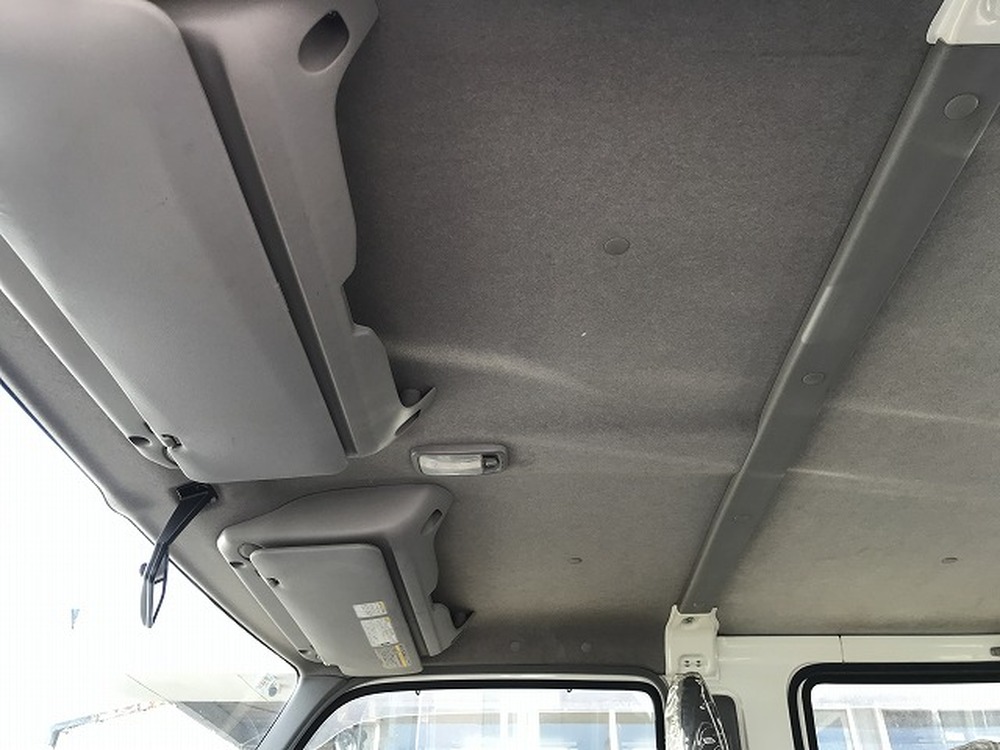 日野　デュトロ