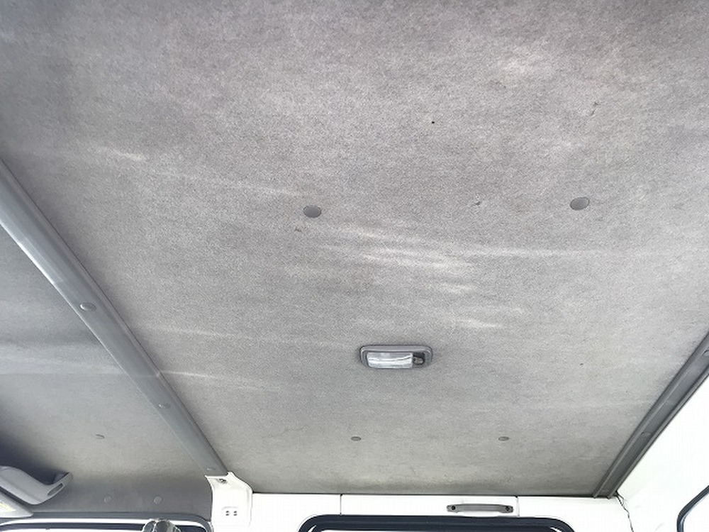 日野　デュトロ