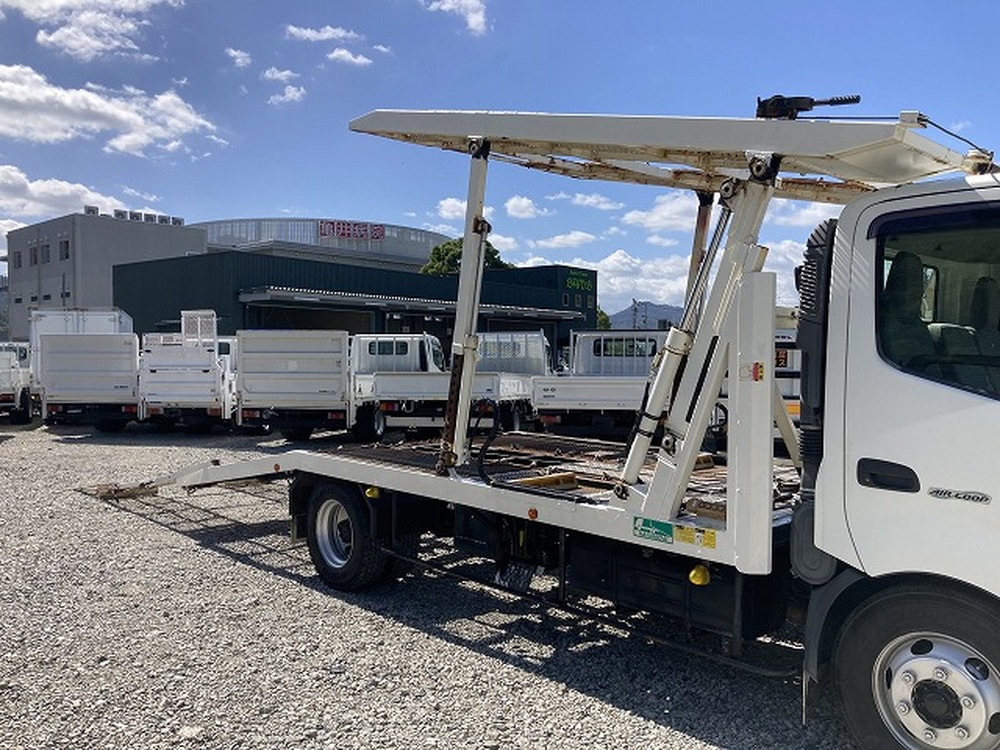 日野　デュトロ