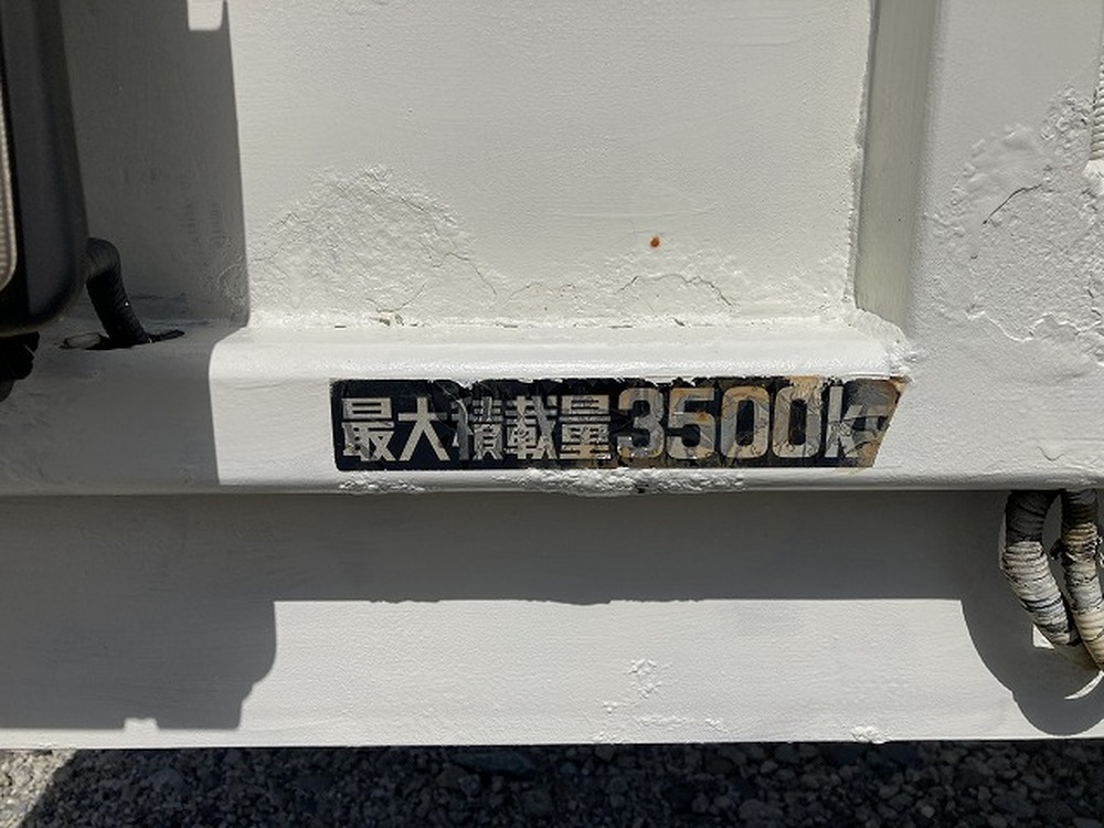 日野　デュトロ