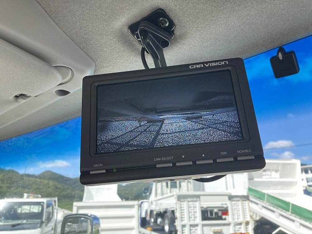 日野　デュトロ