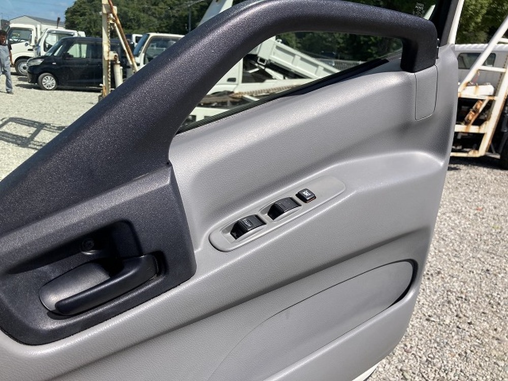 日野　デュトロ