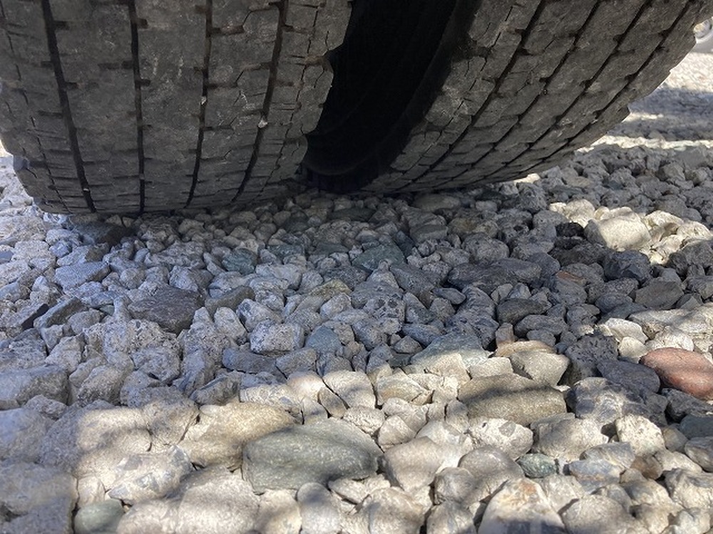 日野　デュトロ