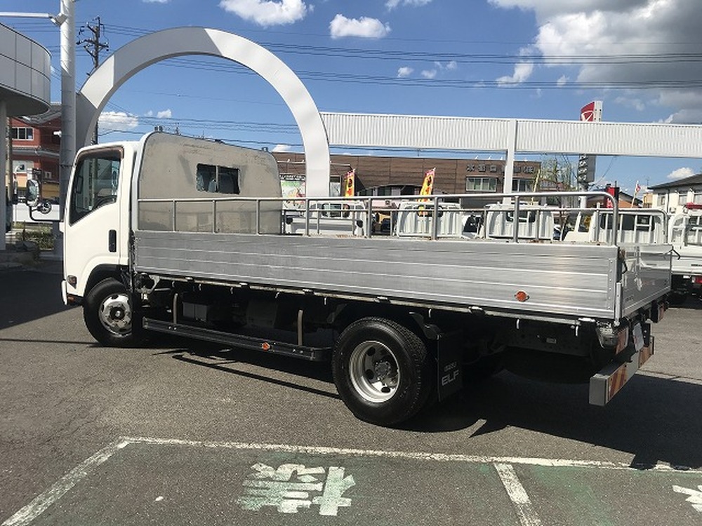 いすゞ　エルフ