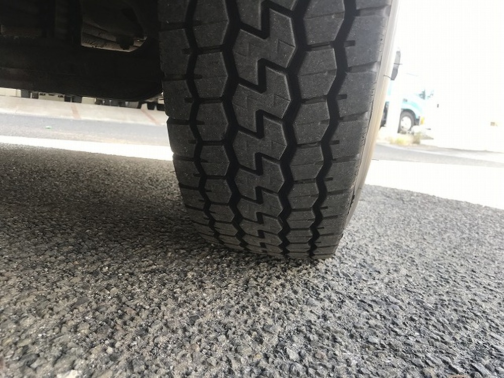 いすゞ　エルフ