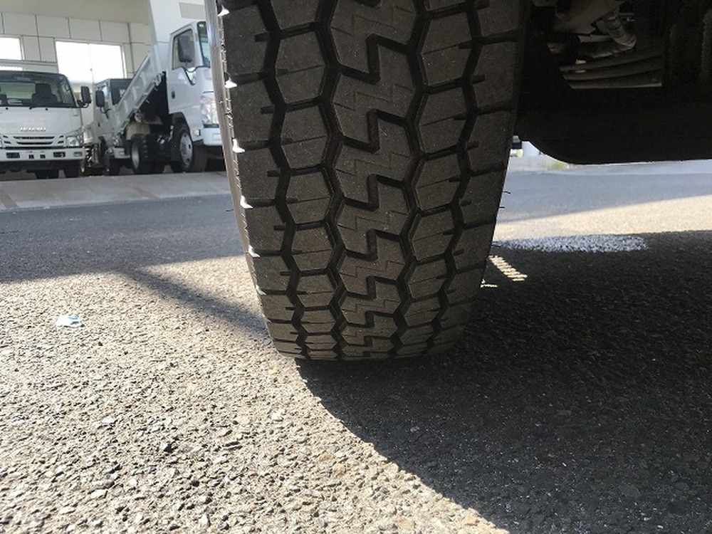 いすゞ　エルフ