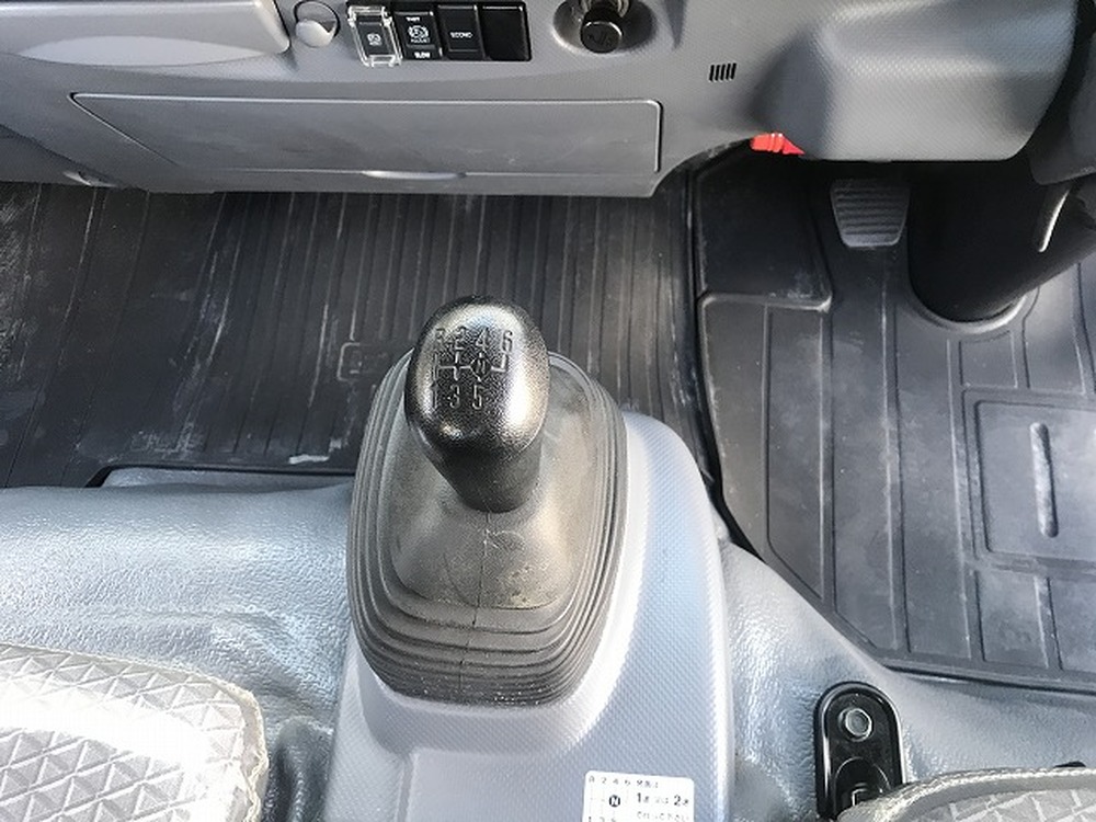 いすゞ　エルフ