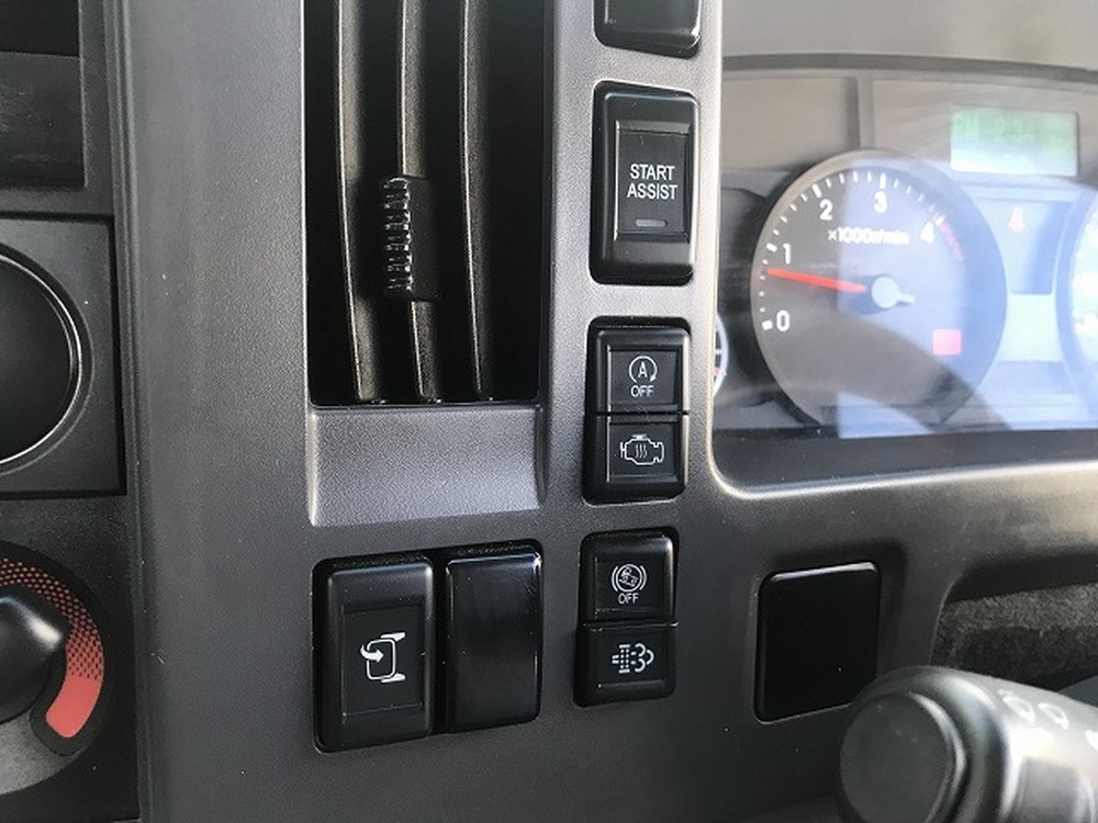 いすゞ　エルフ