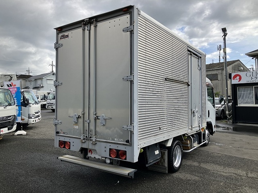 いすゞ　エルフ