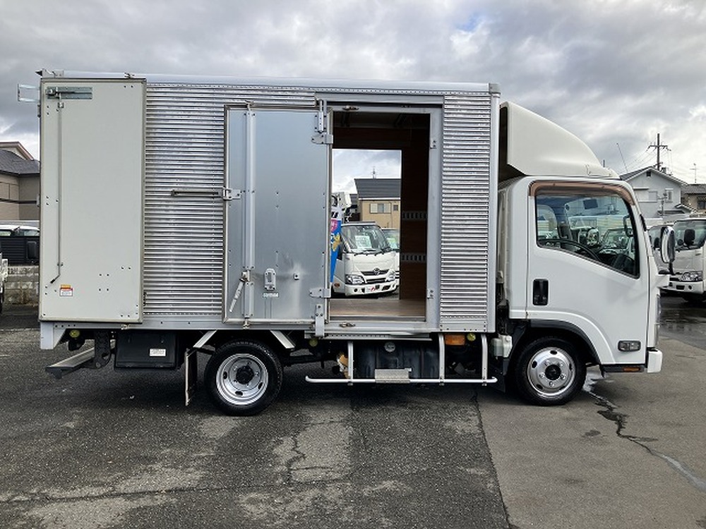 いすゞ　エルフ