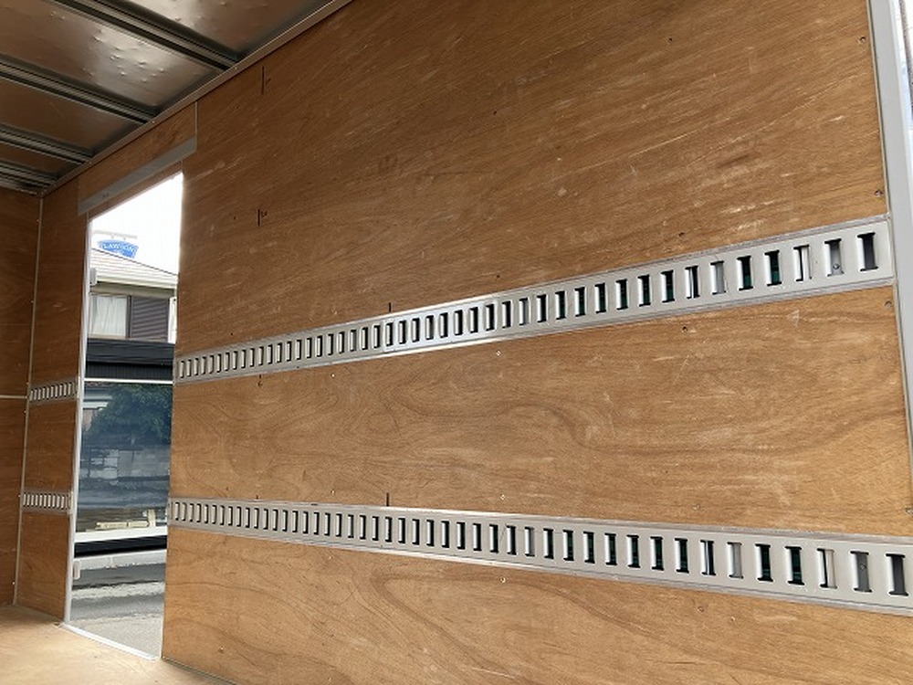 いすゞ　エルフ