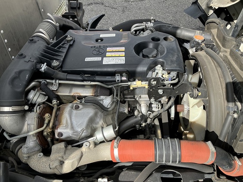 いすゞ　エルフ