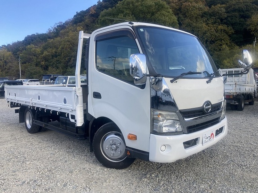 日野　デュトロ
