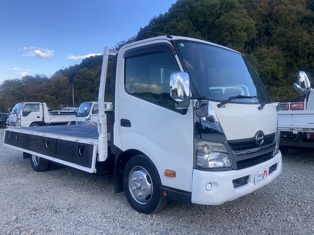 日野　デュトロ