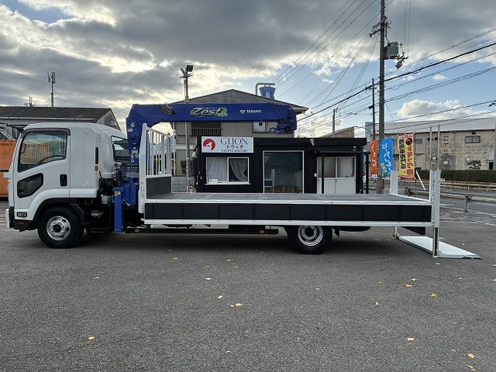 いすゞ　フォワード