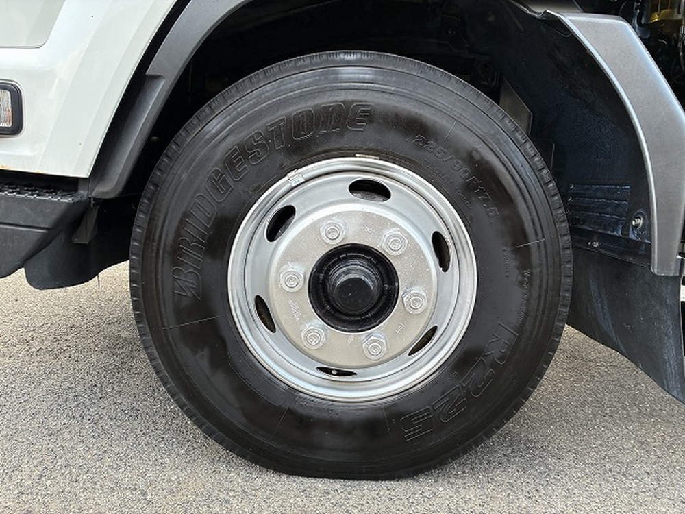 いすゞ　フォワード