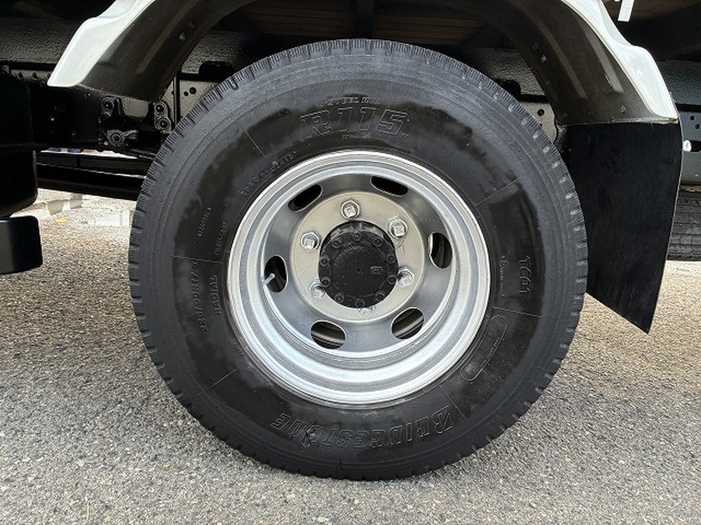 いすゞ　フォワード