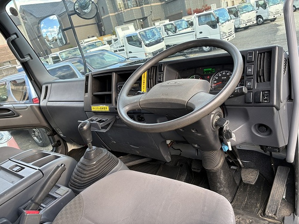 いすゞ　フォワード