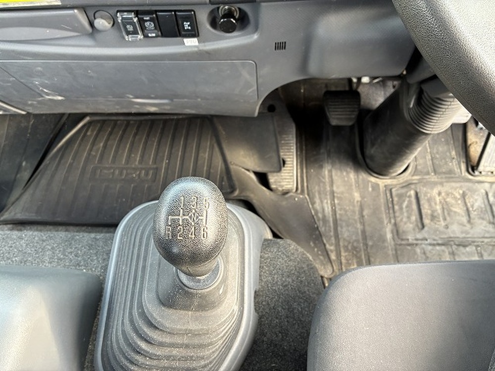 いすゞ　フォワード