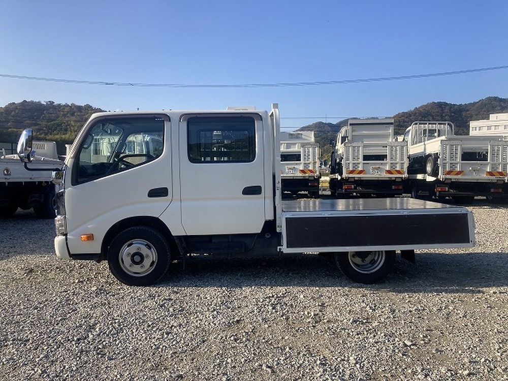 日野　デュトロ