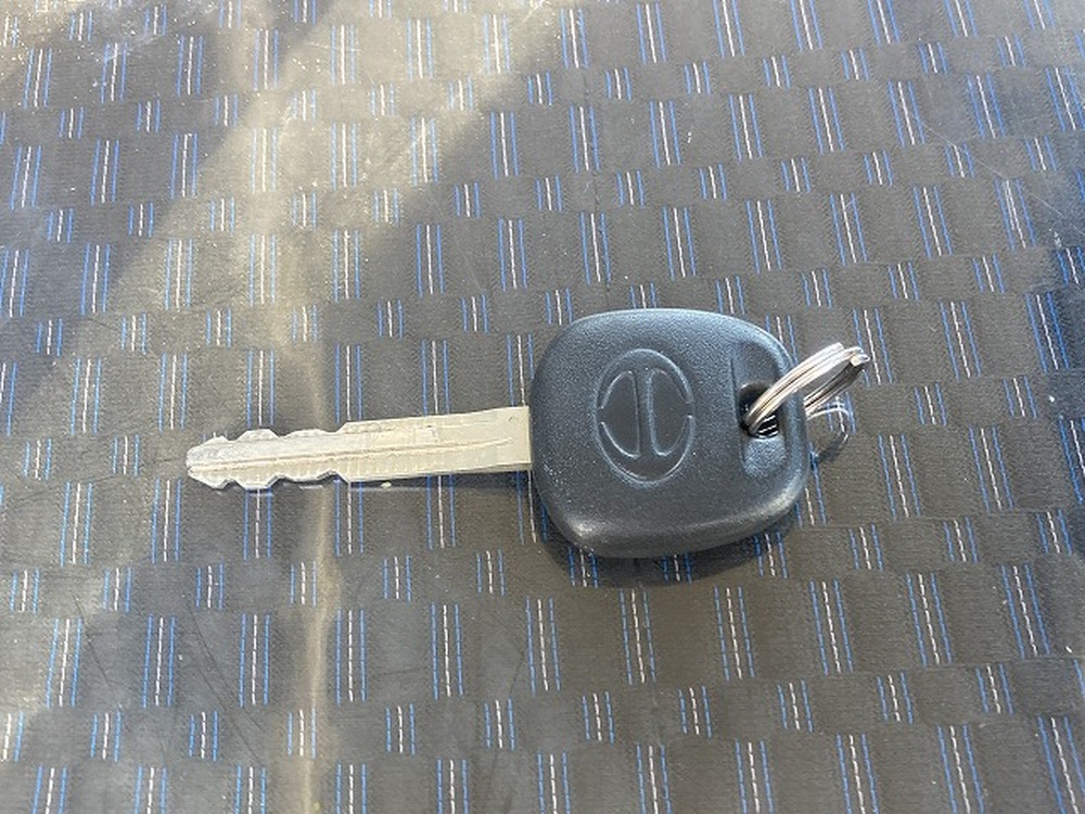 日野　デュトロ