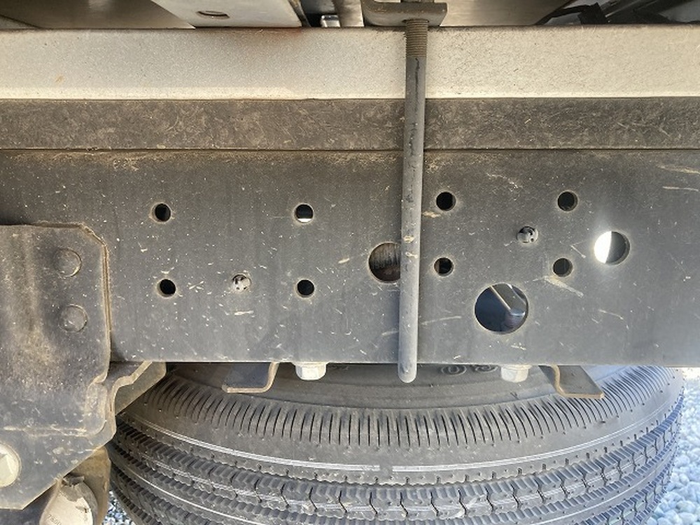 日野　デュトロ