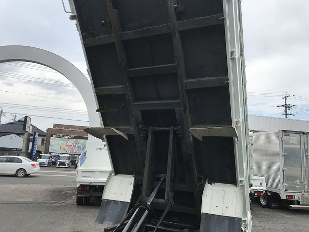 いすゞ　エルフ