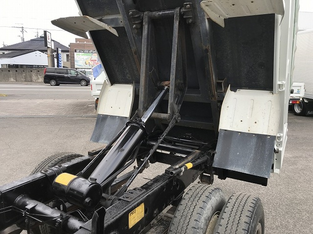 いすゞ　エルフ