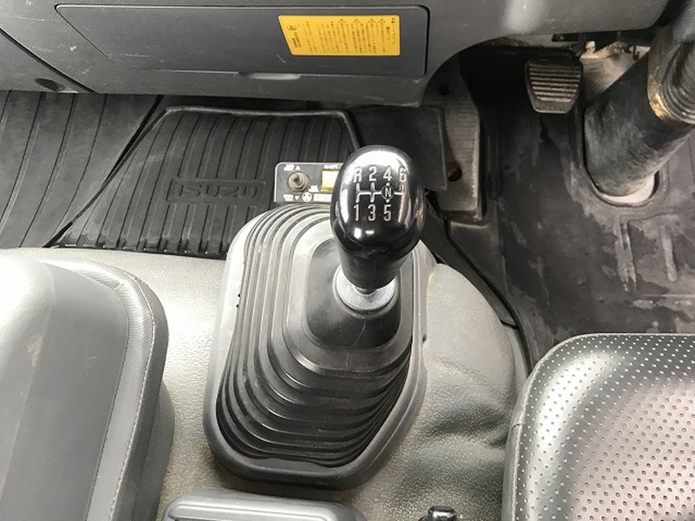 いすゞ　フォワード